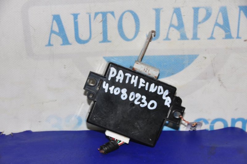 Блок управления парктроником NISSAN PATHFINDER R51 04-14