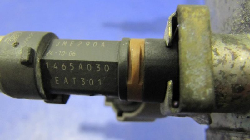 Форсунка топливная MITSUBISHI OUTLANDER XL 05-13 4B12 Форсунка топливная MITSUBISHI OUTLANDER XL 05-13 4B12