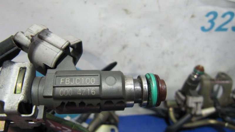 Форсунка топливная SUBARU FORESTER SH 07-12 EJ20