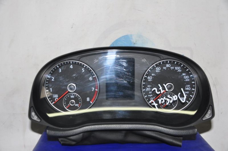 Панель приборов VOLKSWAGEN PASSAT B7 11-15 2013 A32 2.5 CBUA 561 920 970 D Б/У