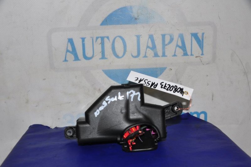 Блок предохранителей моторный отсек VOLKSWAGEN PASSAT B7 11-15 A32 2.5 CBUA