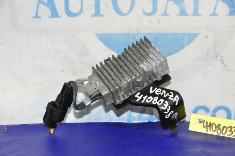 Запчасть блок электронный TOYOTA VENZA 09-16 23080-31131 Б/У Блок электронный TOYOTA VENZA 09-16 23080-31131 Б/У