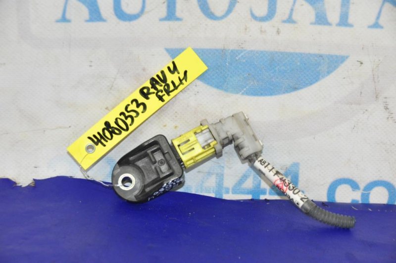 Запчасть датчик удара TOYOTA RAV4 05-12 2006 ACA38 2.4 2AZFE 89831-42010 Б/У Датчик удара TOYOTA RAV4 05-12 2006 ACA38 2.4 2AZFE 89831-42010 Б/У