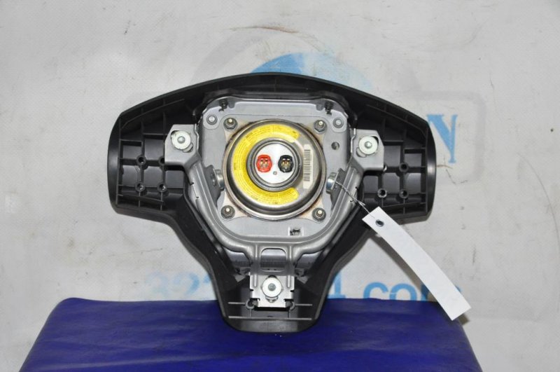 Подушка безопасности в руль TOYOTA RAV4 05-12 ACA38 2.4 2AZFE