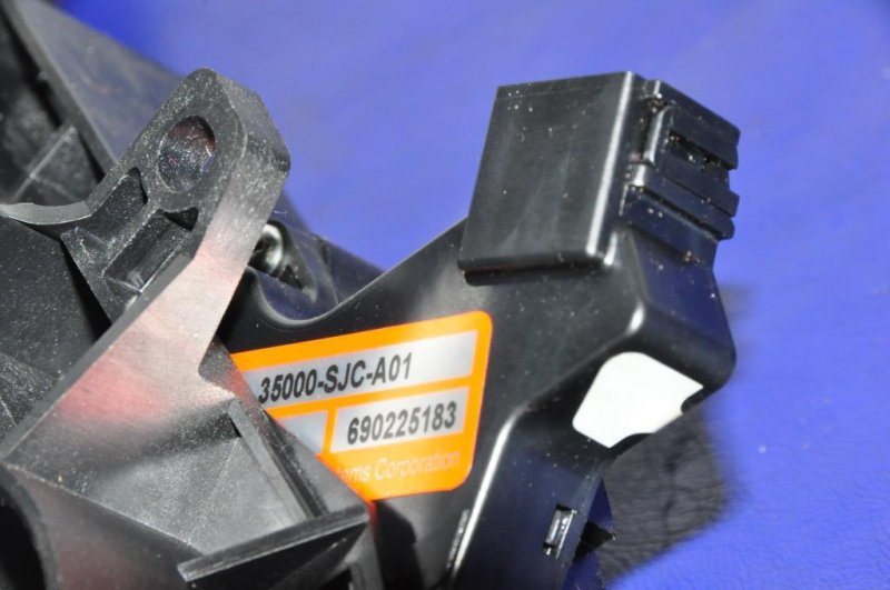 Подрулевой переключатель MDX (YD2) 06-13 YD2 Подрулевой переключатель MDX (YD2) 06-13 YD2