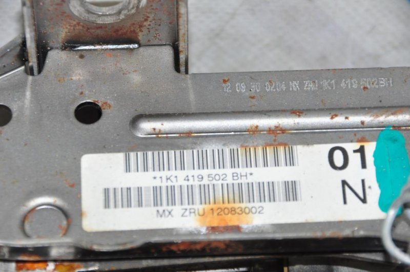 Рулевой вал PASSAT B7 11-15 2013 A32 2.5 CBUA