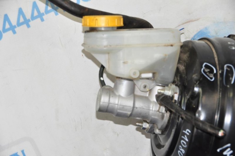 Главный тормозной цилиндр SUBARU IMPREZA 11-17 2015 Хетчбек 2.0 26401FJ070 Б/У