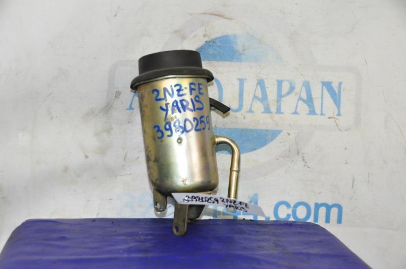 Запчасть бачок гур TOYOTA YARIS 00-05 44306-52020 Б/У Бачок ГУР TOYOTA YARIS 00-05 44306-52020 Б/У