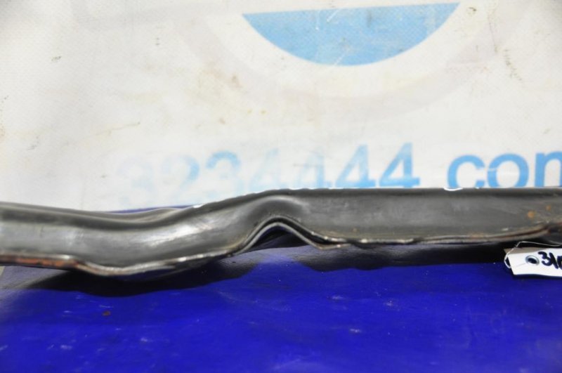 Крепление балки подвески CX-7 06-12 2009 Внедорожник 2.3 Крепление балки подвески CX-7 06-12 2009 Внедорожник 2.3