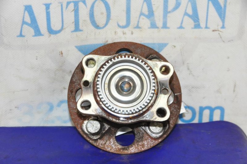 Ступица задняя HYUNDAI ACCENT RB 10- Седан 1.6 Ступица задняя HYUNDAI ACCENT RB 10- Седан 1.6