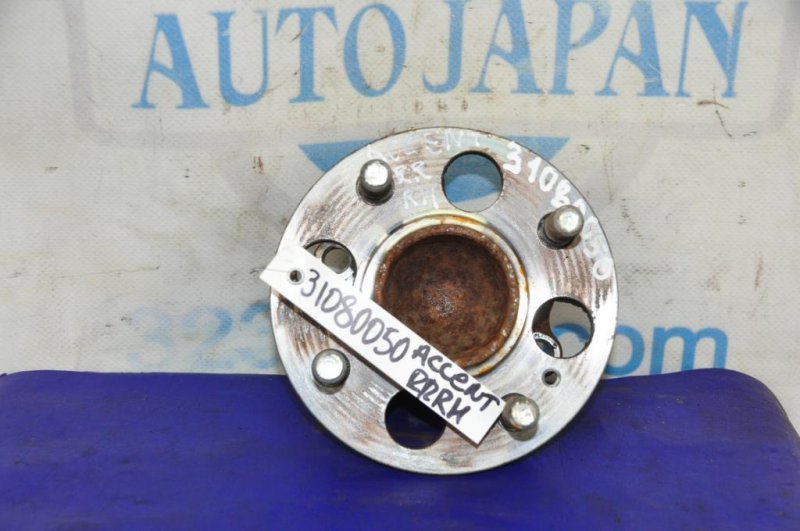 Запчасть ступица задняя HYUNDAI ACCENT RB 10- 2012 Седан 1.6 52750-0U000 Б/У Ступица задняя HYUNDAI ACCENT RB 10- 2012 Седан 1.6 52750-0U000 Б/У