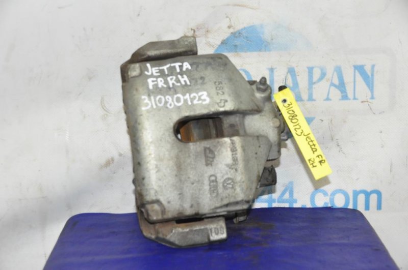 Суппорт тормозной передний правый VOLKSWAGEN JETTA USA 10-17 2016 162 1.4 CZTA 1K0 615 124 E Б/У