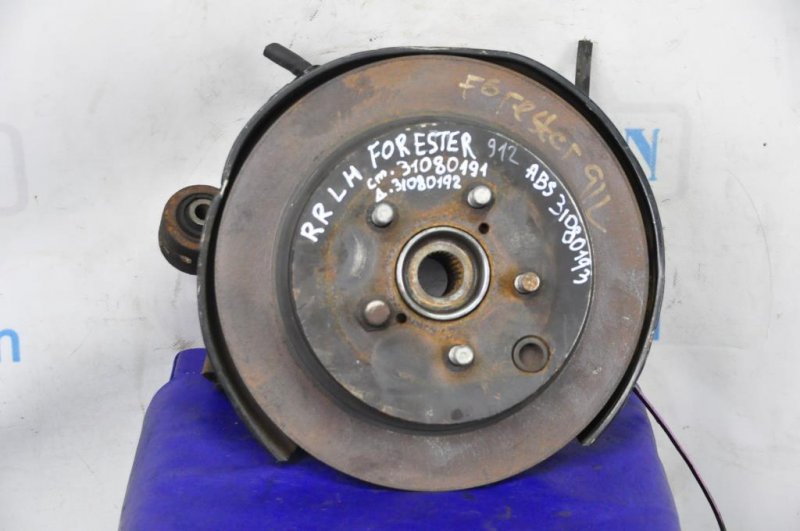 Запчасть тормозной диск задний SUBARU FORESTER 12-19 2017 Внедорожник 2.5 26700FJ000 Б/У Тормозной диск задний SUBARU FORESTER 12-19 2017 Внедорожник 2.5 26700FJ000 Б/У