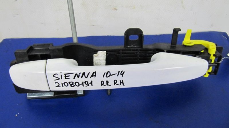 Ручка двери наружная задняя правая TOYOTA SIENNA 11-16 69230-08040-A0 Б/У