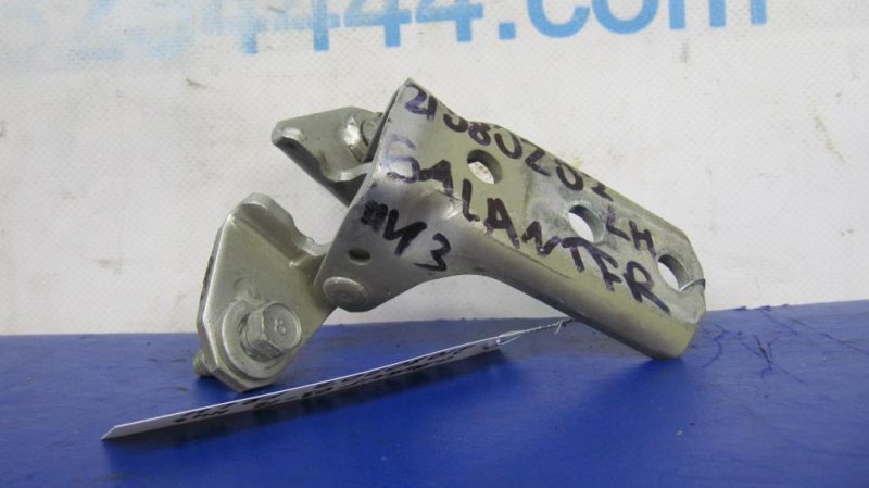 Петля двери нижняя передняя левая MITSUBISHI GALANT 03-12 MR271688 Б/У