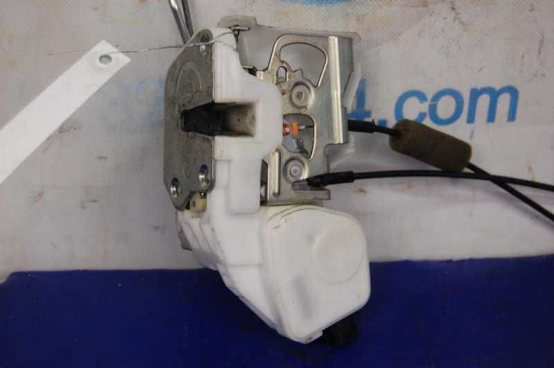 Замок двери передний левый MITSUBISHI GALANT 03-12 Замок двери передний левый MITSUBISHI GALANT 03-12