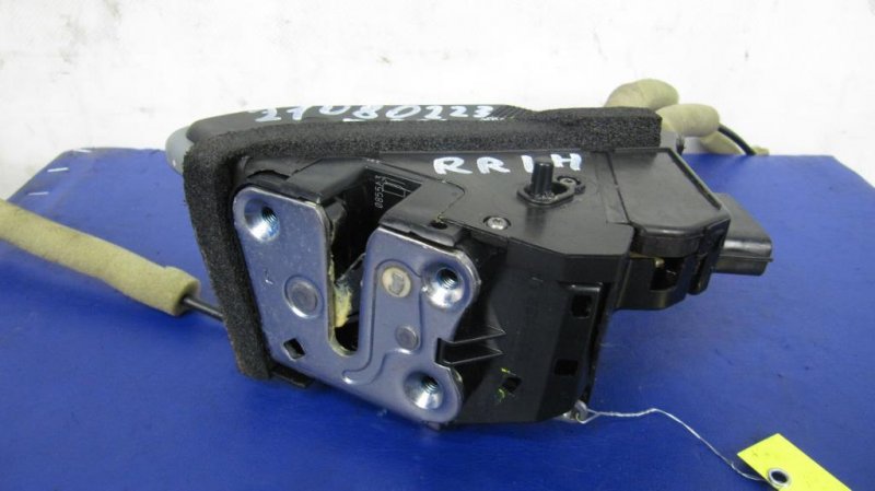Замок двери задний левый NISSAN X-TRAIL/ROGUE T32 13-20 82501-4BA0B Б/У