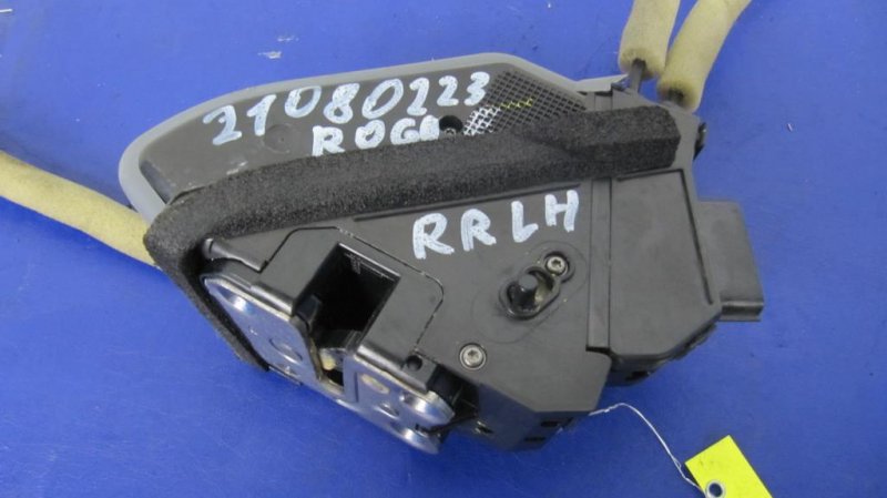 Замок двери задний левый X-TRAIL/ROGUE T32 13-20