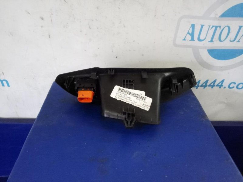 Кнопка стеклоподъемника FOCUS 10-18 Кнопка стеклоподъемника FOCUS 10-18