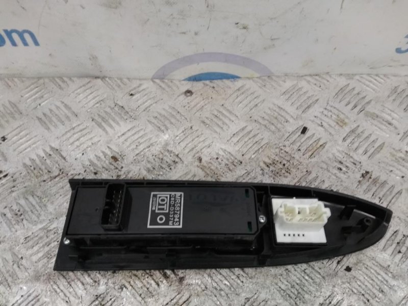 Блок управления стеклоподъемниками передний левый GALANT 03-12