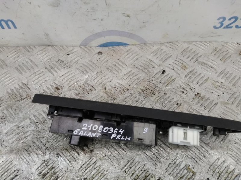 Блок управления стеклоподъемниками передний левый MITSUBISHI GALANT 03-12