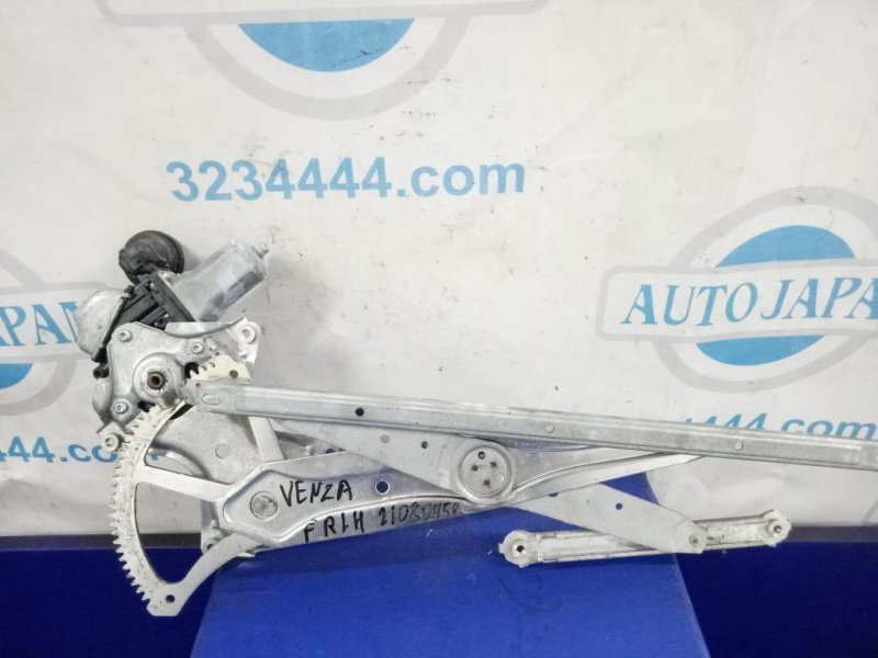 Стеклоподъемник передний левый TOYOTA VENZA 09-16 69802-0T010 Б/У