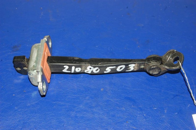 Ограничитель двери передний правый FORTE/CERATO TD 08-13 Ограничитель двери передний правый FORTE/CERATO TD 08-13