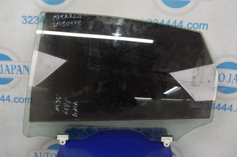 Стекло двери заднее левое INFINITI M35/M45 04-10 82301-EG00A Б/У