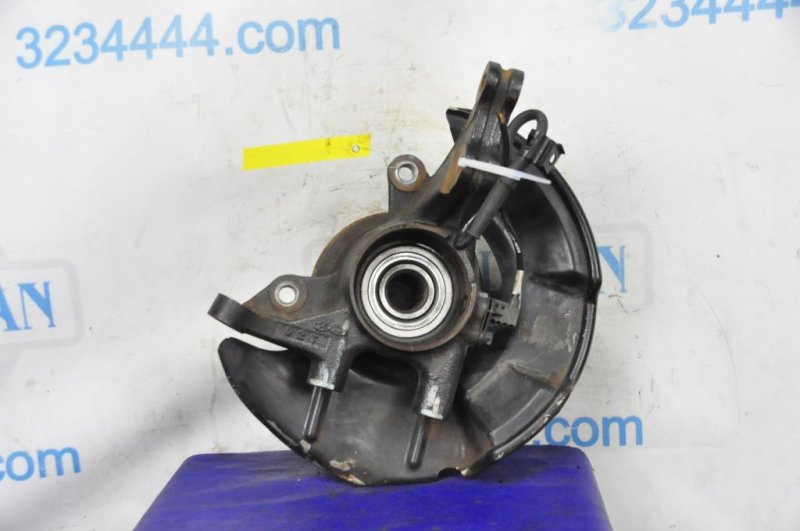 Запчасть кулак поворотный передний левый KIA FORTE/CERATO TD 08-13 51715-1M000 Б/У Кулак поворотный передний левый KIA FORTE/CERATO TD 08-13 51715-1M000 Б/У