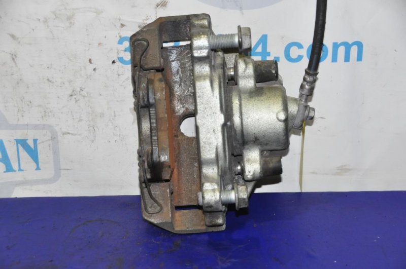 Суппорт тормозной передний левый VOLKSWAGEN JETTA USA 10-17 162 1.4 CZTA