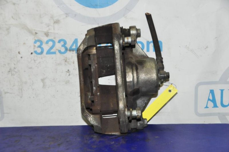 Суппорт тормозной передний правый KIA FORTE/CERATO TD 08-13 Суппорт тормозной передний правый KIA FORTE/CERATO TD 08-13