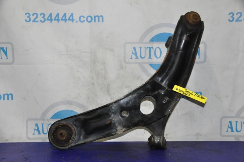 Рычаг передней подвески нижний передний правый KIA SOUL AM 08-13 54501-2K300 Б/У