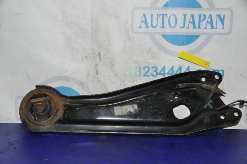 Рычаг задней подвески продольный задний правый ACURA MDX (YD2) 06-13 YD2 3.7 Рычаг задней подвески продольный задний правый ACURA MDX (YD2) 06-13 YD2 3.7