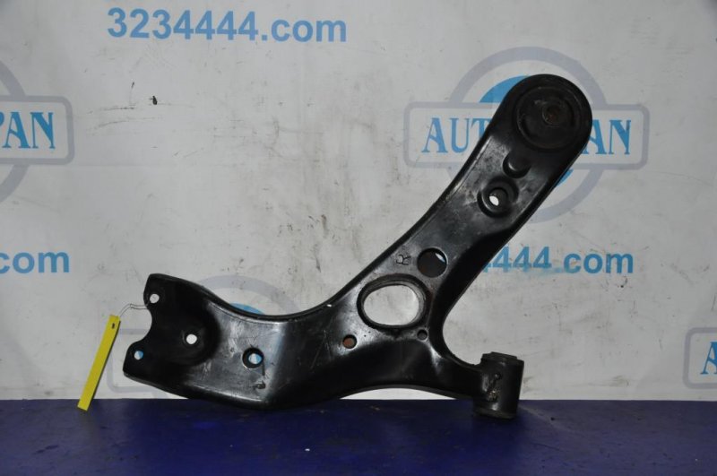 Рычаг передней подвески нижний передний правый TOYOTA RAV4 05-12 ACA38 2.4 2AZFE Рычаг передней подвески нижний передний правый TOYOTA RAV4 05-12 ACA38 2.4 2AZFE