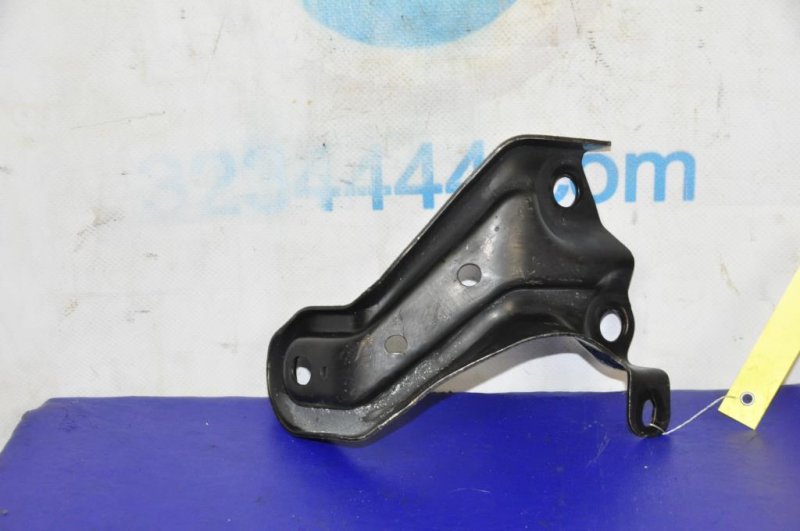 Крепление балки подвески MITSUBISHI GALANT 03-12 Седан 2.4