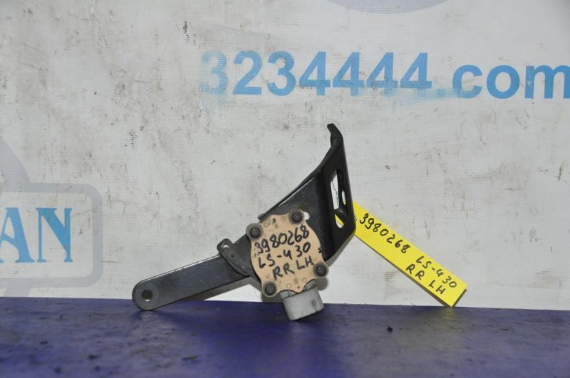 Датчик положения кузова LEXUS LS430 00-06 89408-50060 Б/У