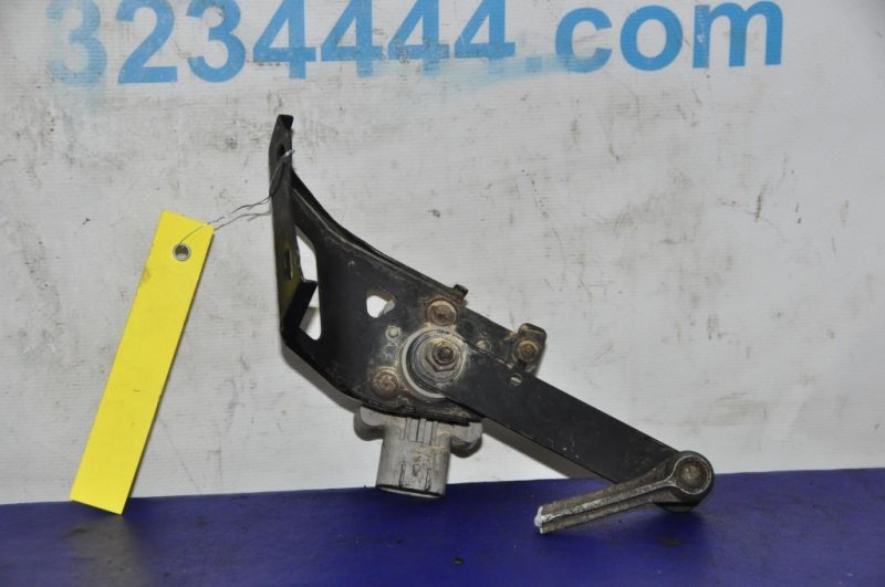 Датчик положения кузова LEXUS LS430 00-06