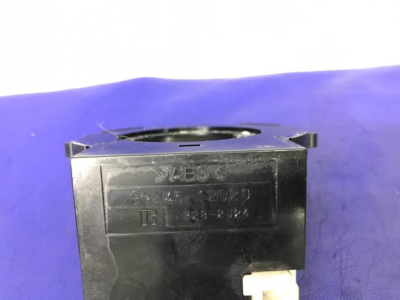 Датчик угла поворота руля TOYOTA RAV4 05-12