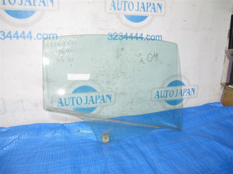 Стекло двери заднее правое 3 BK 03-08