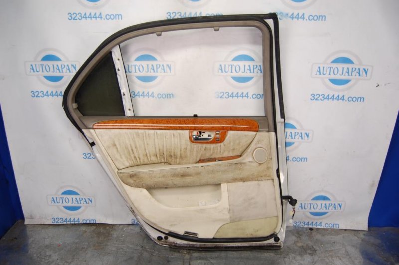 Дверь задняя левая LEXUS LS430 00-06