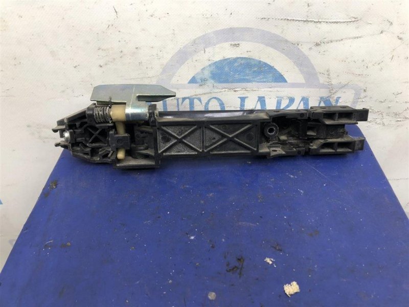 Ручка двери наружная задняя левая G25/G35/G37/Q40 06-14 Ручка двери наружная задняя левая G25/G35/G37/Q40 06-14