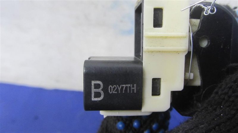 Кнопка стеклоподъемника GALANT 03-12