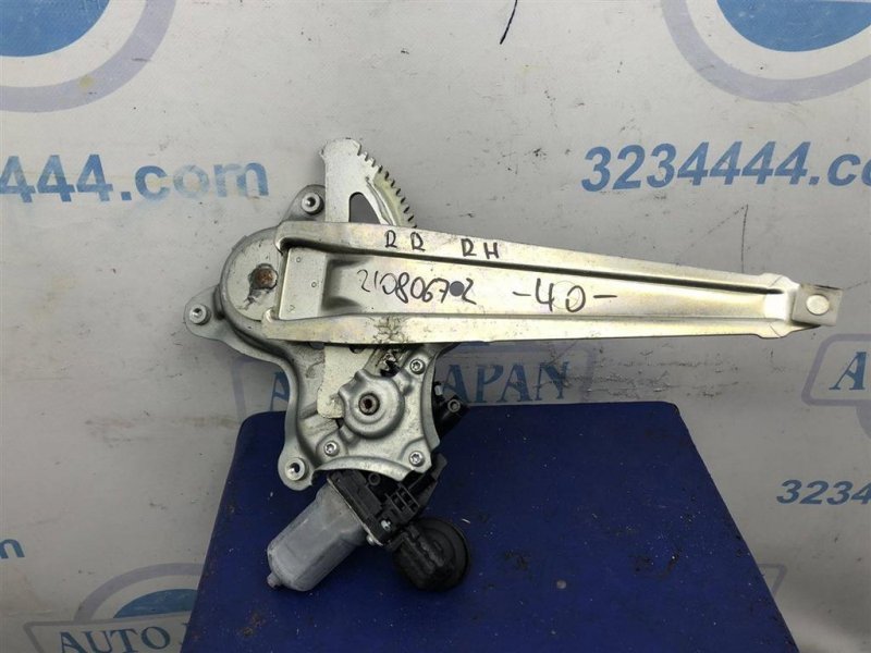 Запчасть стеклоподъемник задний правый TOYOTA CAMRY 40 06-11 69803-33050 Б/У Стеклоподъемник задний правый TOYOTA CAMRY 40 06-11 69803-33050 Б/У