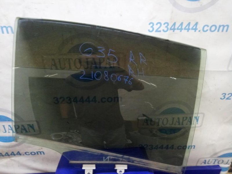 Запчасть стекло двери заднее правое INFINITI G25/G35/G37/Q40 06-14 82300-JK000 Б/У Стекло двери заднее правое INFINITI G25/G35/G37/Q40 06-14 82300-JK000 Б/У