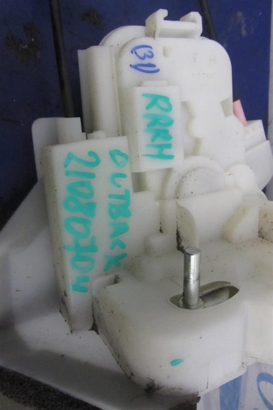 Замок двери задний правый OUTBACK 09-14 BR 2010 Внедорожник 2.5