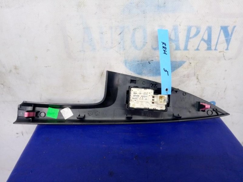 Кнопка стеклоподъемника VENZA 09-16