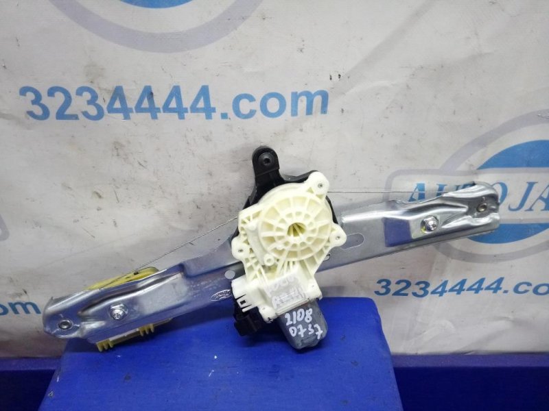 Стеклоподъемник задний правый FORD FOCUS 10-18 CM5Z-5827000-A Б/У
