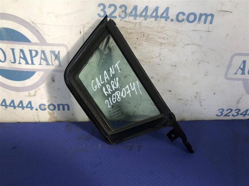 Стекло двери глухое заднее правое MITSUBISHI GALANT 03-12 5740A052 Б/У