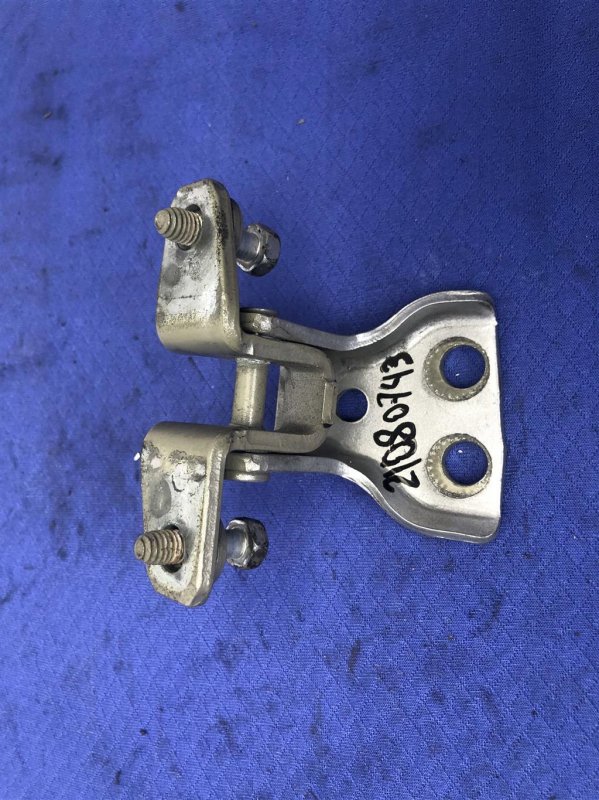 Петля двери верхняя задняя правая GALANT 03-12