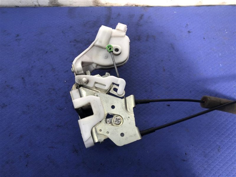 Замок двери задний правый GALANT 03-12